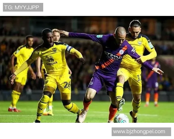 切尔滕汉姆对阵牛津联的精彩较量即将上演,谁能赢得胜利成为焦点